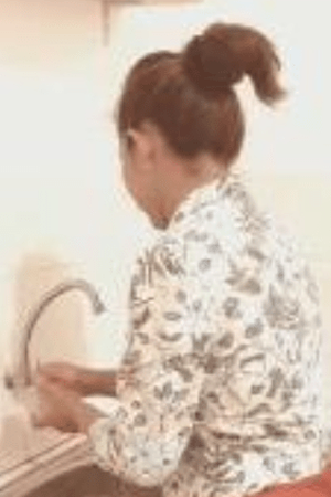 Bokep Indo - Lagi Nyuci Piring Malah Di Ajakin Ngewe - Poster